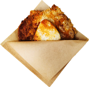 スパムチーズ羽根つき焼きおにぎり~オーロラソースがけ~